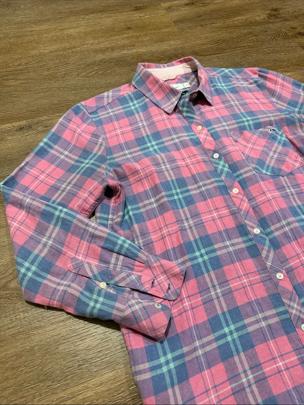 Vineyard Vines Pacific Plaid Chilmark Relaxed Button-Down Shirt - Picture 3 of 6